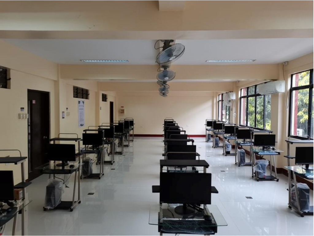 computer lab img1